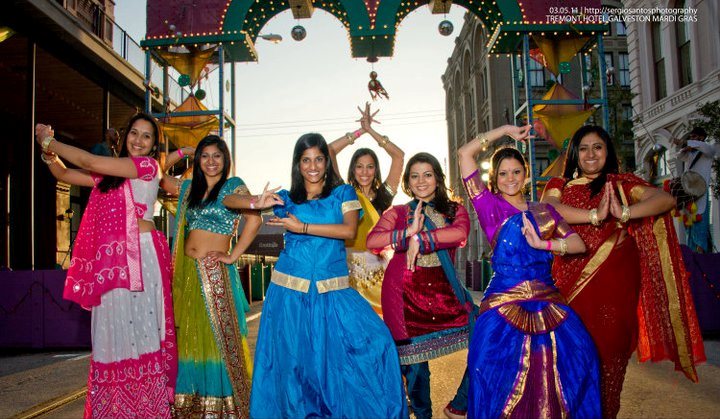 Bollywood Dancers